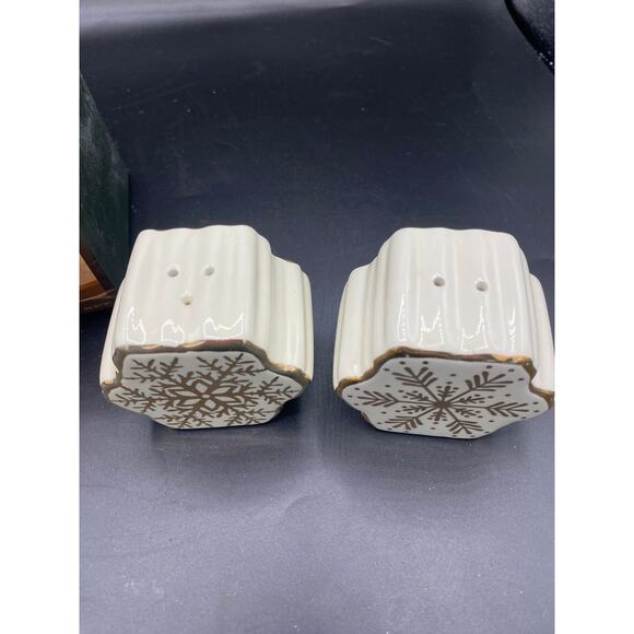 Vtg Season of glory elegant collection Salt & Pepper Shaker Set gold accent - Picture 3 of 6